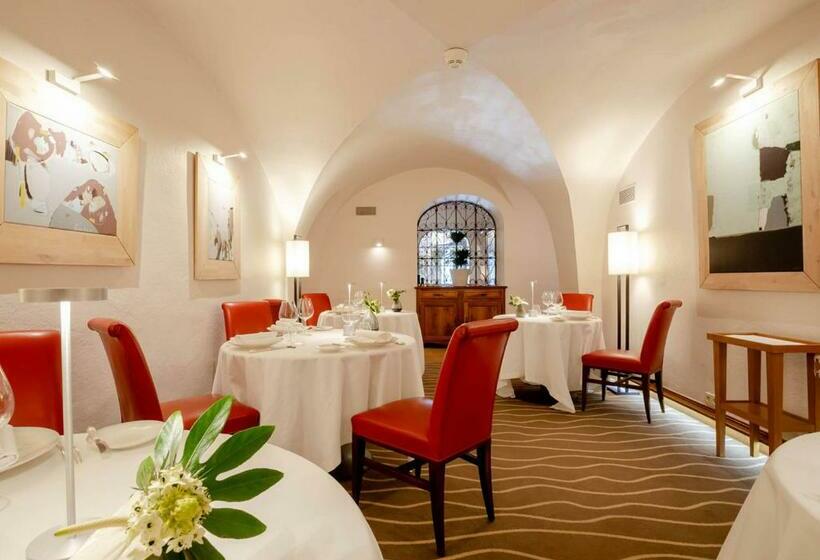 Отель Maison Lameloise