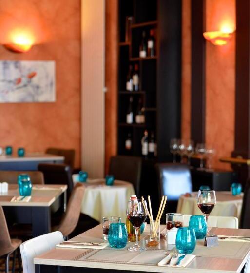 Logis Hotel Majestic Chatelaillon Plage   La Rochelle