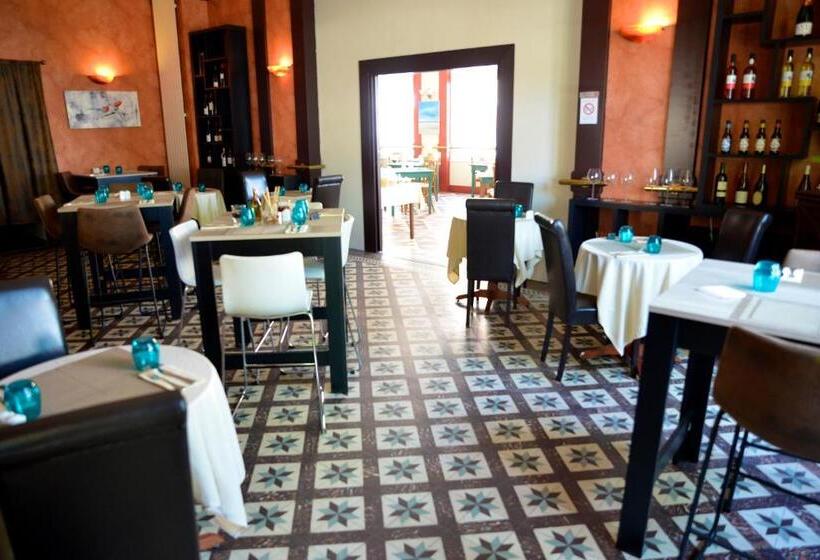 Logis Hotel Majestic Chatelaillon Plage   La Rochelle