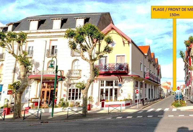 Logis Hotel Majestic Chatelaillon Plage   La Rochelle