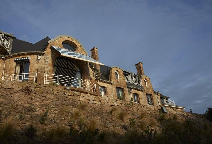 هتل Manoir De Lan Kerellec