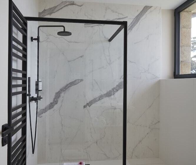 هتل Manoir De Lan Kerellec