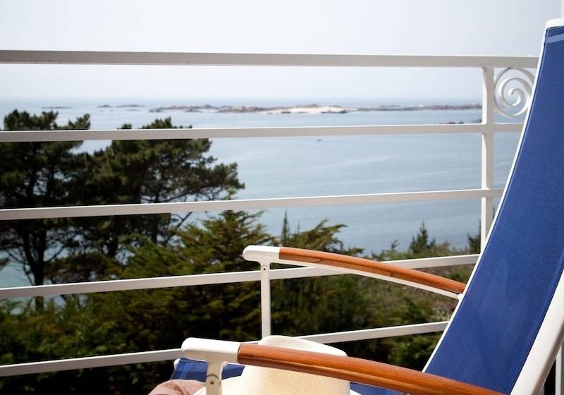 هتل Manoir De Lan Kerellec