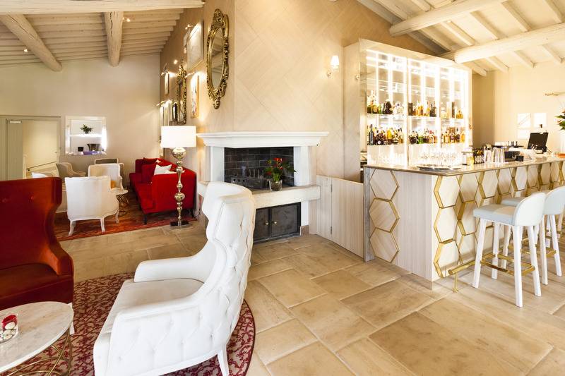 בית מלון כפרי Mas Des Herbes Blanches Hôtel & Spa – Relais & Châteaux