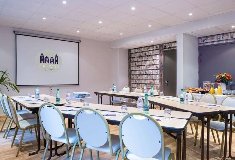 هتل Mercure Carcassonne La Cite