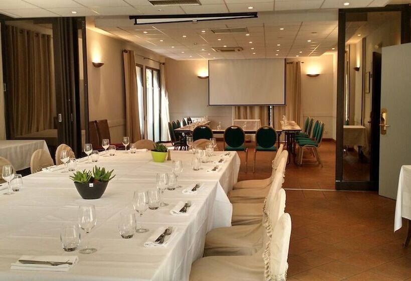 هتل Mercure Carcassonne La Cite