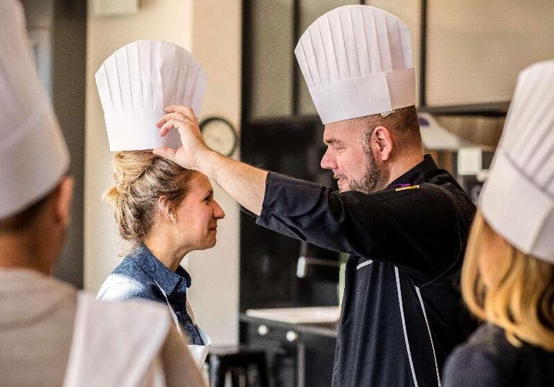 فندق Demeures De Campagne Parc Du Coudray – Mercure