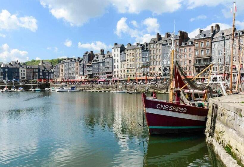هتل Mercure Honfleur