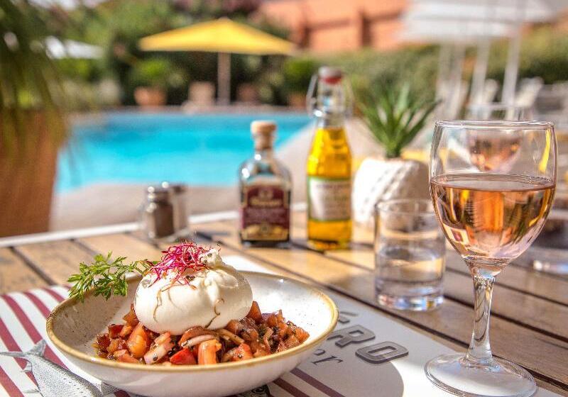 בית מלון כפרי Mercure Hyères Centre Côte D Azur