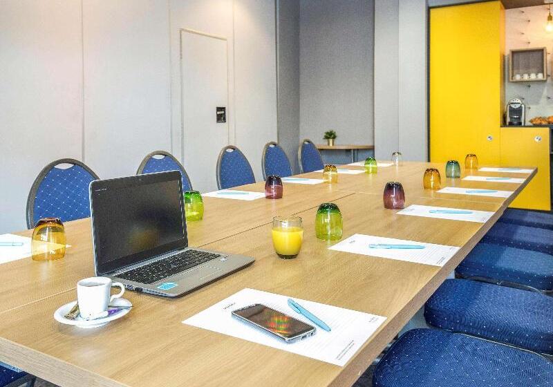 בית מלון כפרי Mercure Hyères Centre Côte D Azur