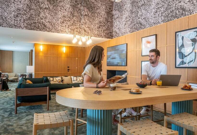 هتل Mercure La Rochelle Vieux Port