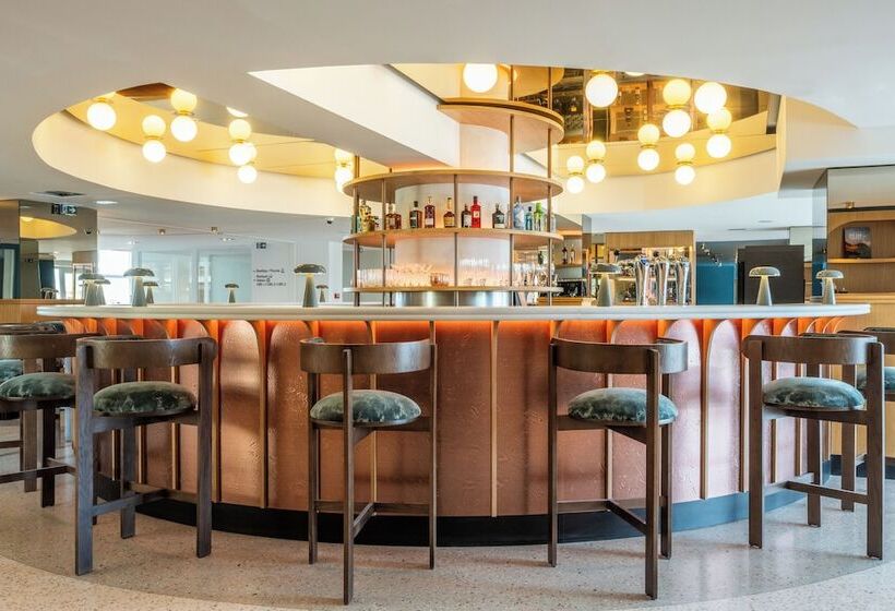 هتل Mercure La Rochelle Vieux Port