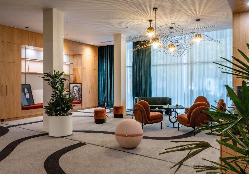 هتل Mercure La Rochelle Vieux Port