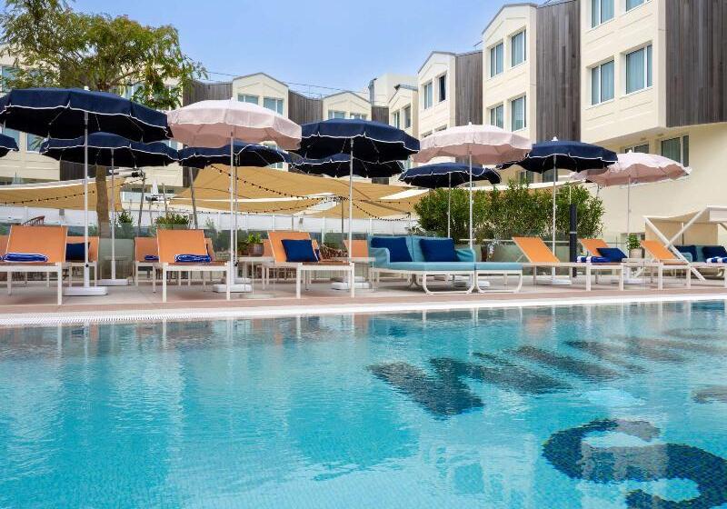 هتل Mercure La Rochelle Vieux Port