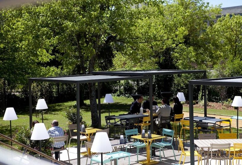 فندق Mercure Lyon Charbonnieres