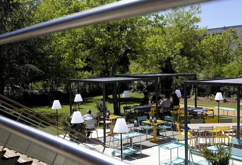 فندق Mercure Lyon Charbonnieres