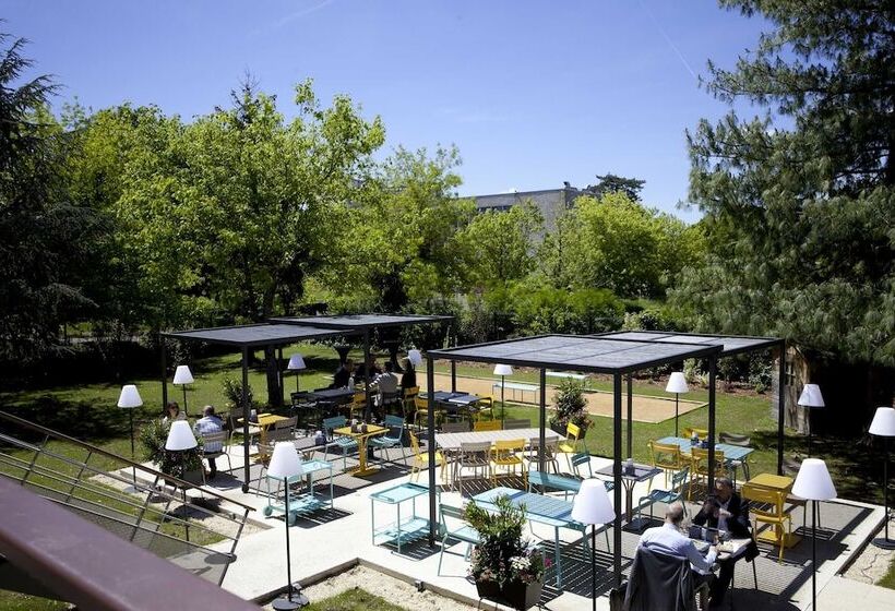 فندق Mercure Lyon Charbonnieres