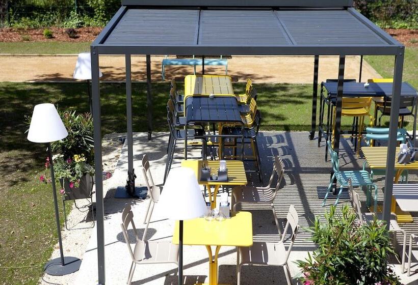 فندق Mercure Lyon Charbonnieres