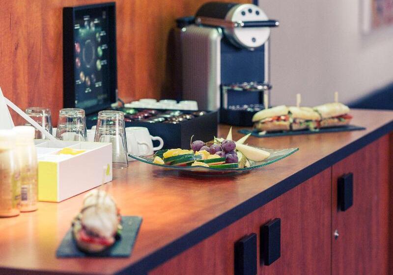 酒店 Mercure Maurepas Saint Quentin