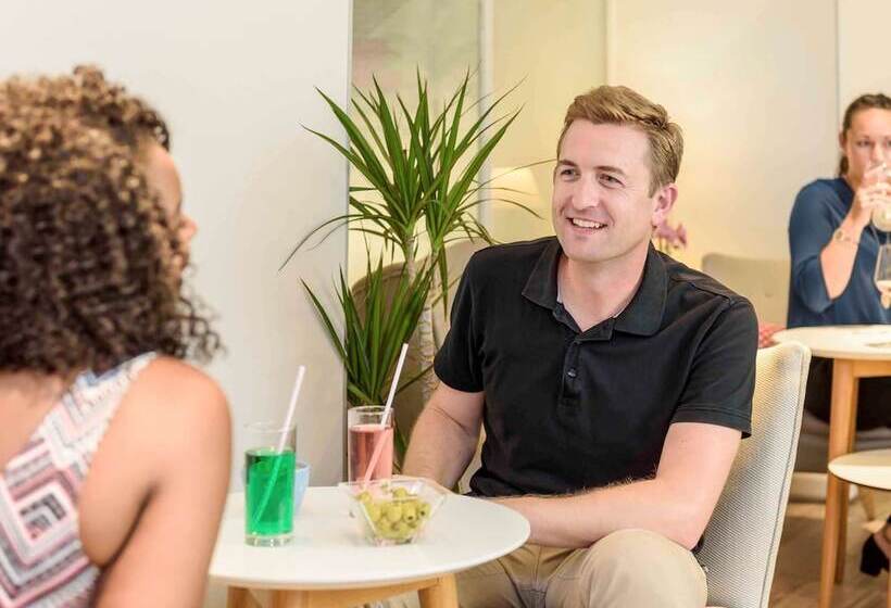 ホテル Mercure Nice Marche Aux Fleurs