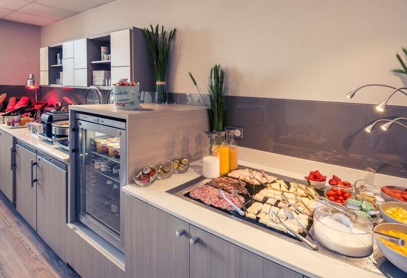 ホテル Mercure Nice Marche Aux Fleurs