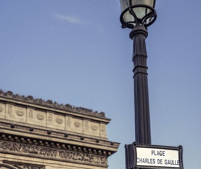 ホテル Mercure Paris Arc De Triomphe Etoile