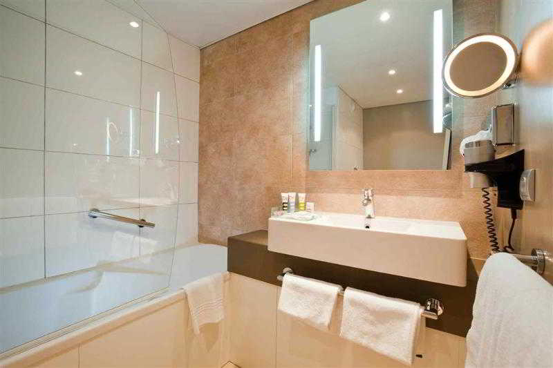 호텔 Mercure Paris Sud Les Ulis Courtaboeuf