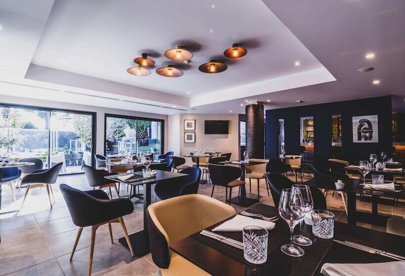 فندق Mercure Pau Palais Des Sports