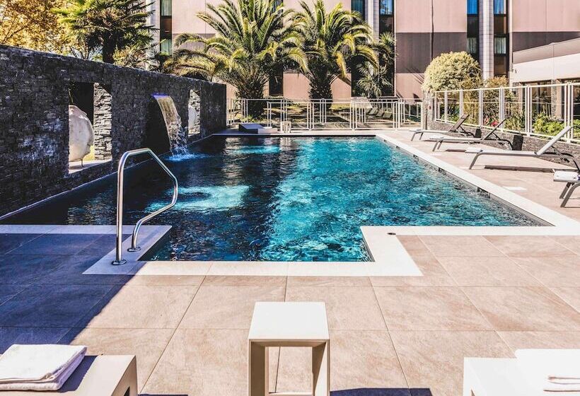 فندق Mercure Pau Palais Des Sports