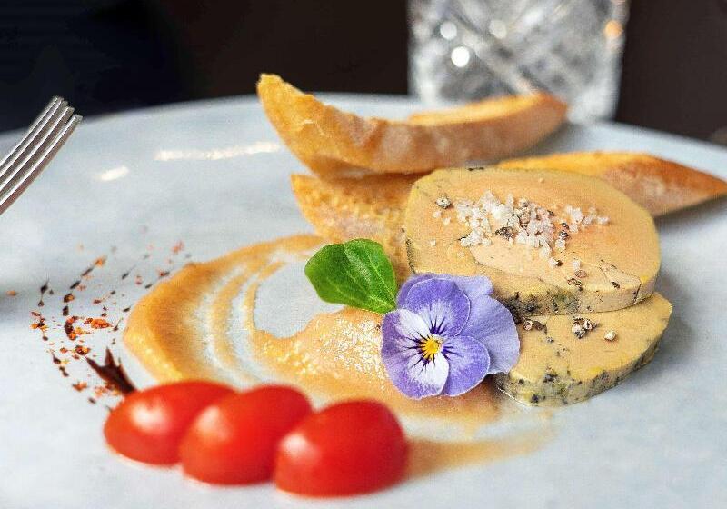 فندق Mercure Pau Palais Des Sports