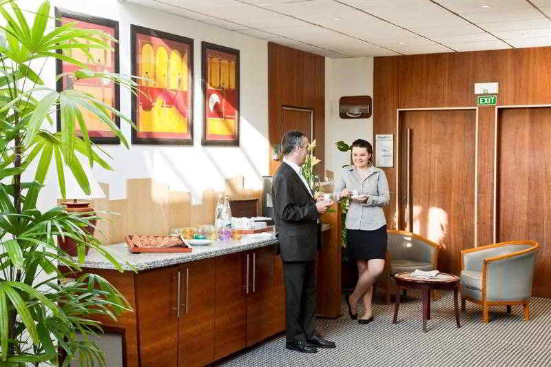 فندق Mercure Pau Palais Des Sports