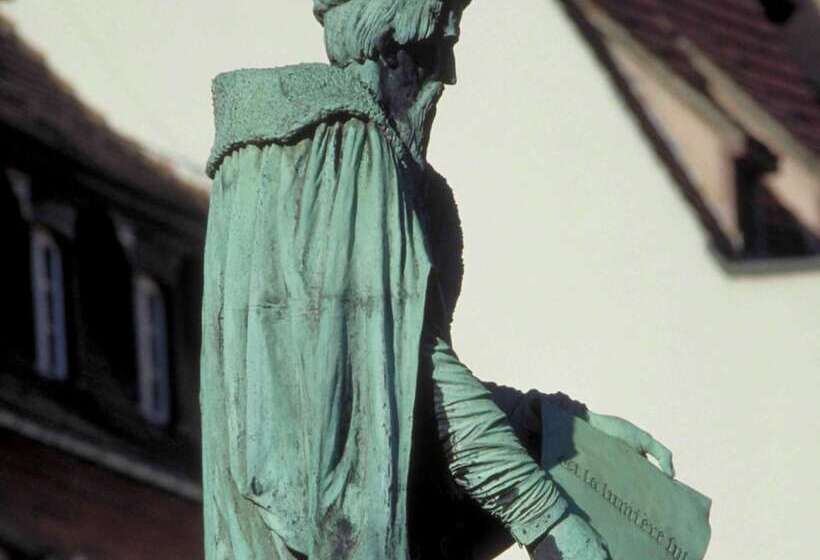 Отель Mercure Strasbourg Centre Gare