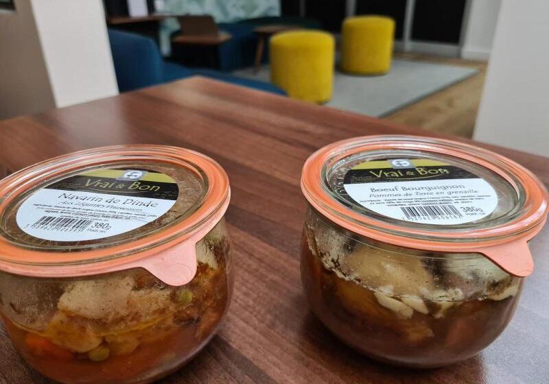 Отель Hôtel Métropole