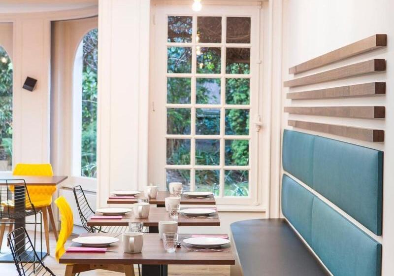 Отель Hôtel Métropole