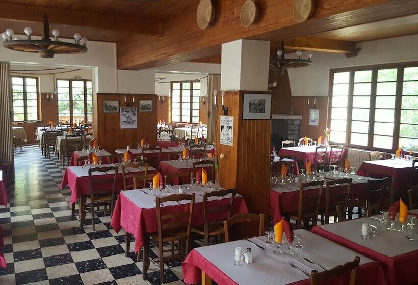 בית מלון כפרי Mont Olan