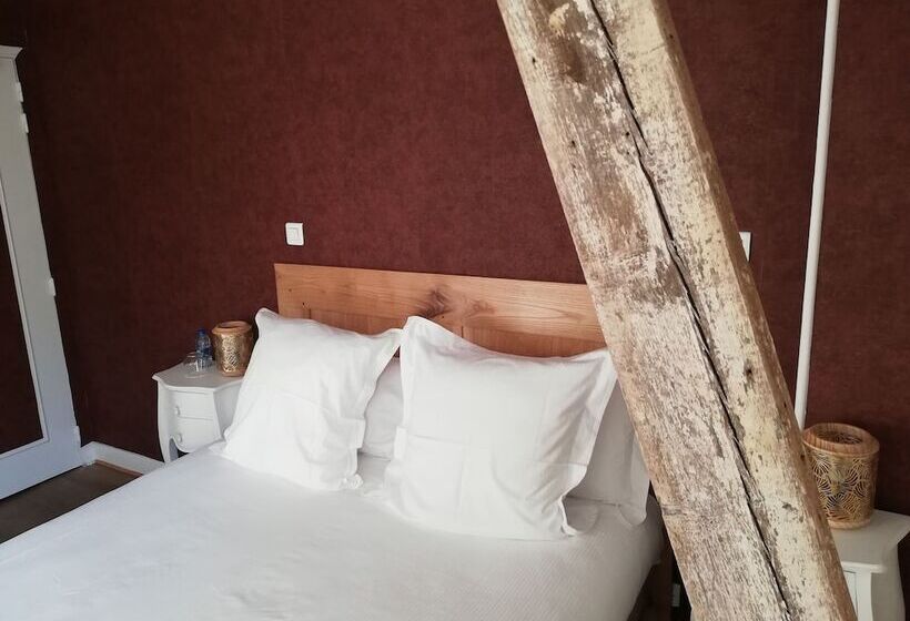 Отель Moulin d'Orgeval