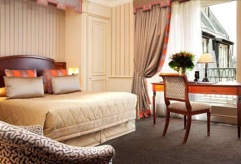 ホテル Hôtel Napoleon Paris