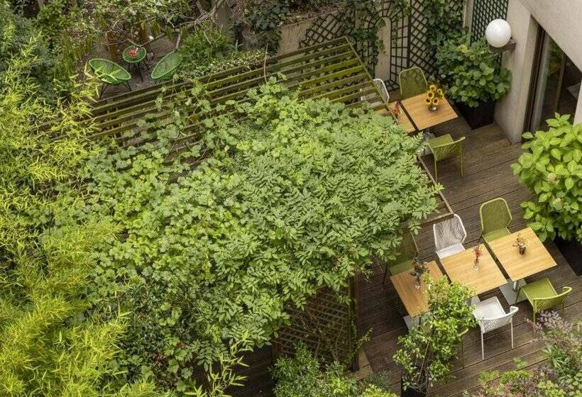 هتل Paris Louis Blanc