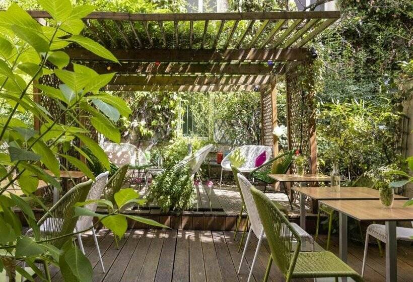 هتل Paris Louis Blanc