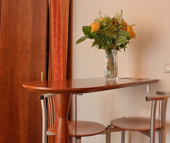 호텔 Pavillon Courcelles Parc Monceau