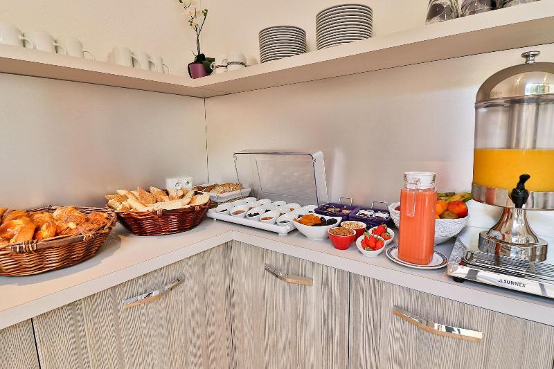 בית מלון כפרי Hôtel Provençal