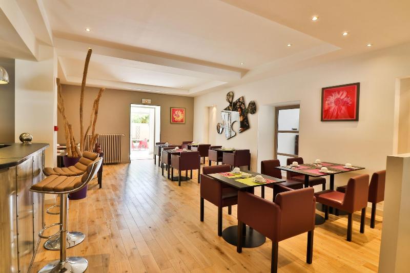 בית מלון כפרי Hôtel Provençal