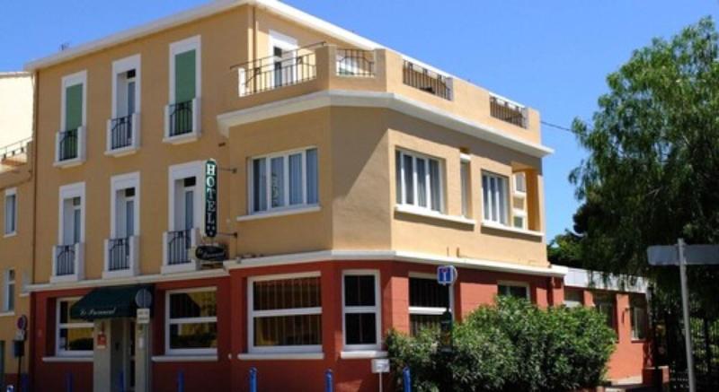 בית מלון כפרי Hôtel Provençal