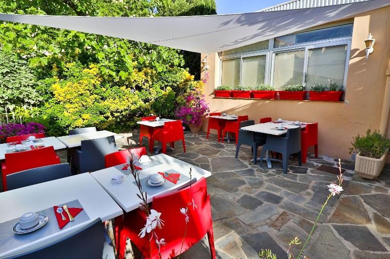 בית מלון כפרי Hôtel Provençal