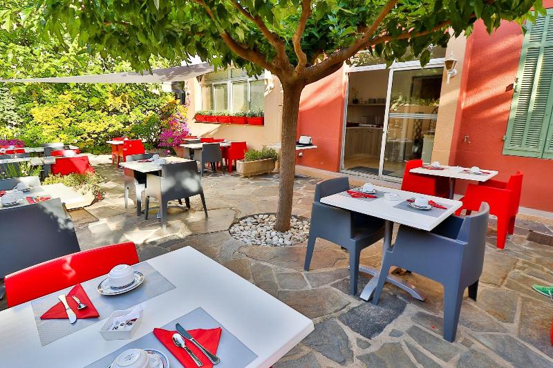 בית מלון כפרי Hôtel Provençal