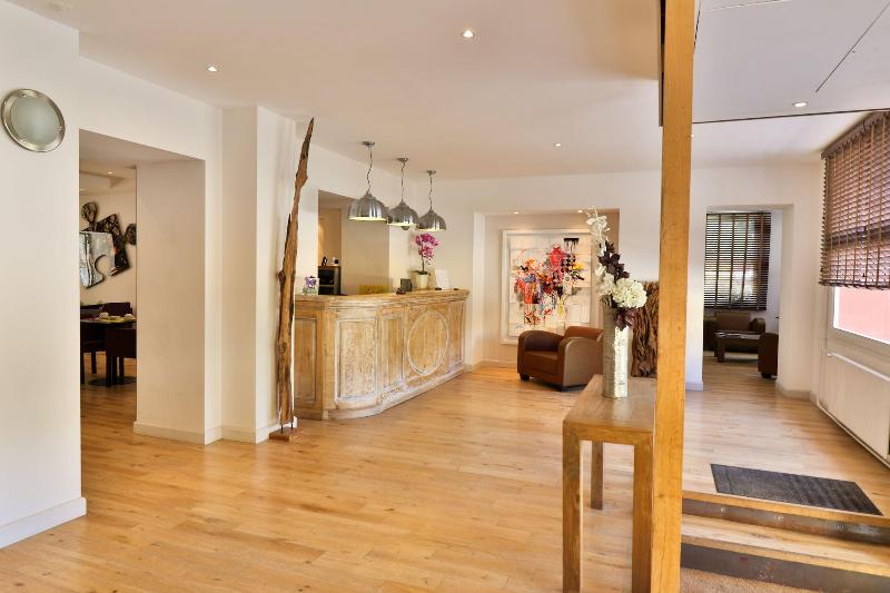 בית מלון כפרי Hôtel Provençal