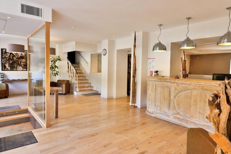 בית מלון כפרי Hôtel Provençal