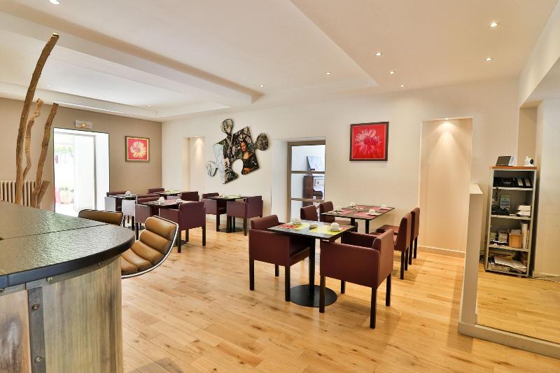 בית מלון כפרי Hôtel Provençal