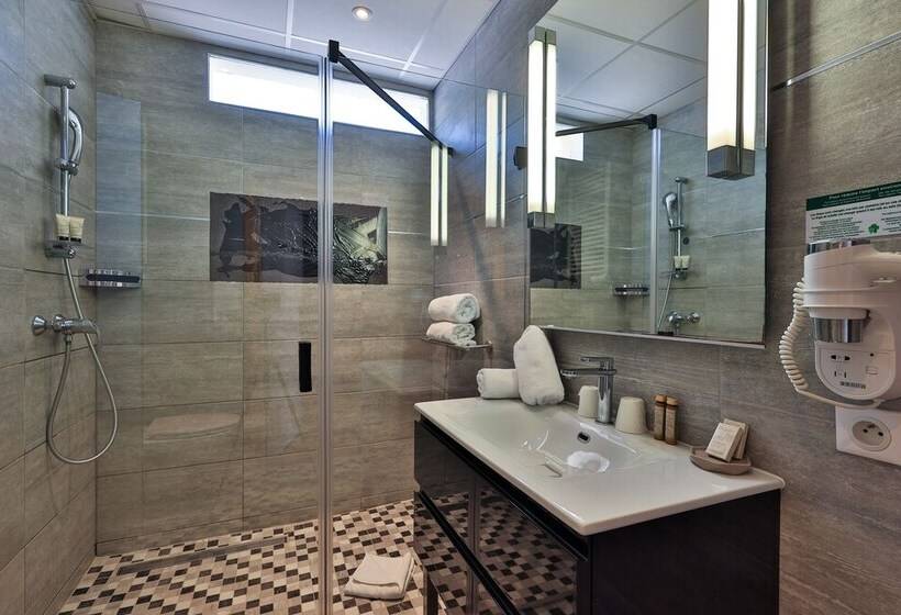 בית מלון כפרי Hôtel Provençal