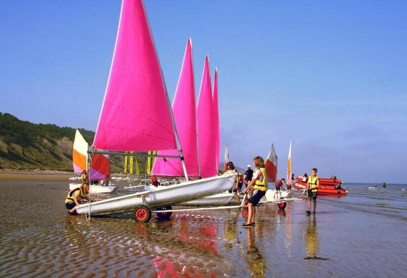 בית מלון כפרי Restaurant Le Dauphin Et Le Spa Du Prieuré